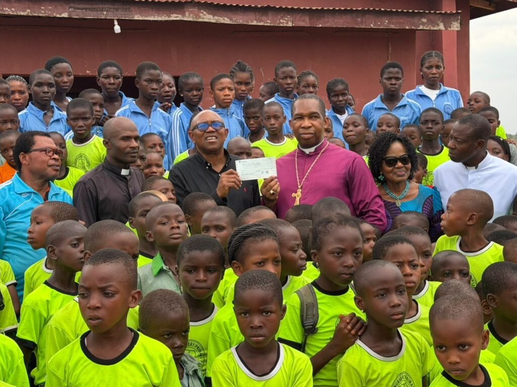 Peter Obi Donates N10 Million to Western Academy in Umueze Anambra